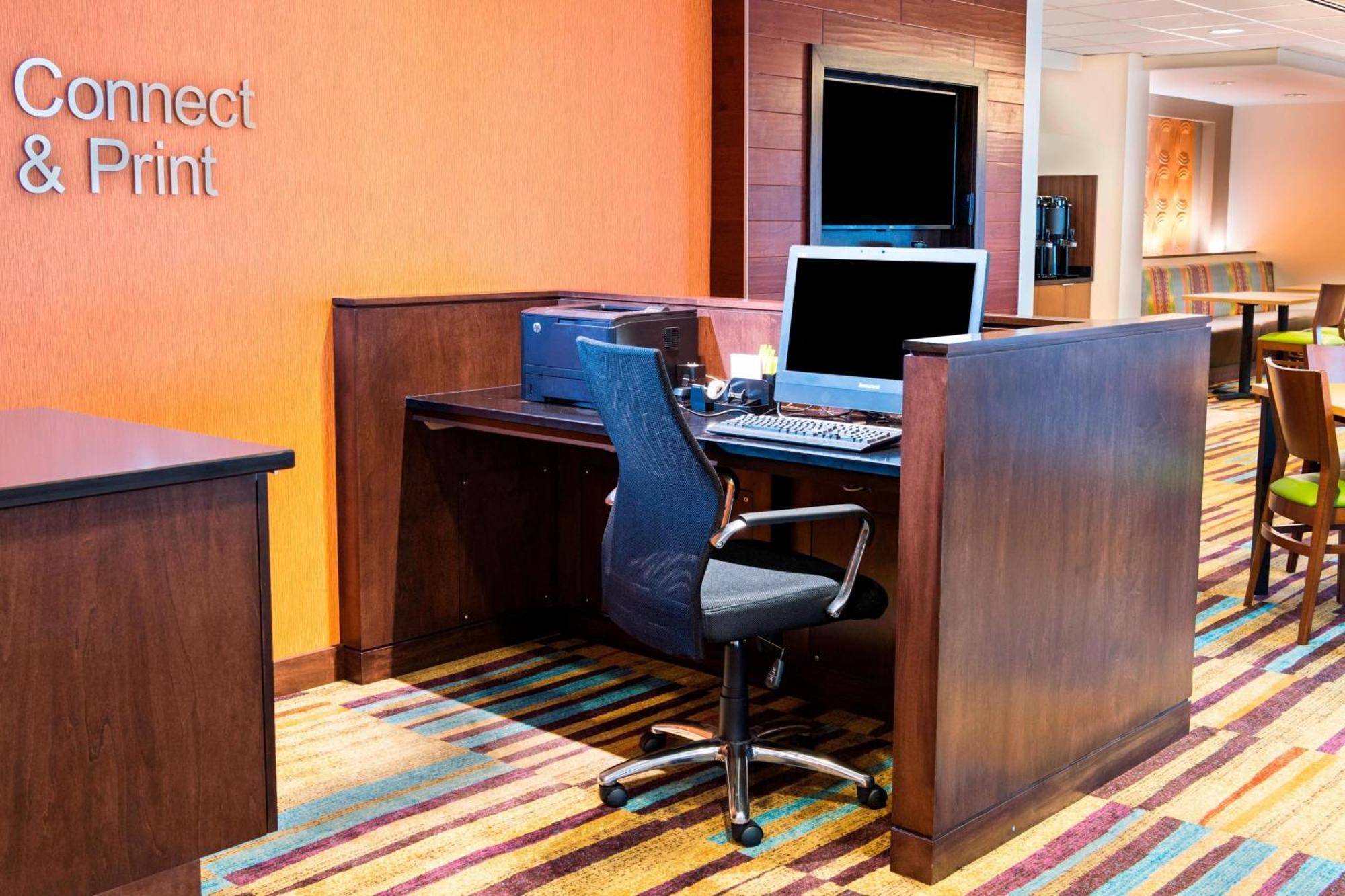 Fairfield Inn & Suites By Marriott Atlanta Buckhead Exterior photo