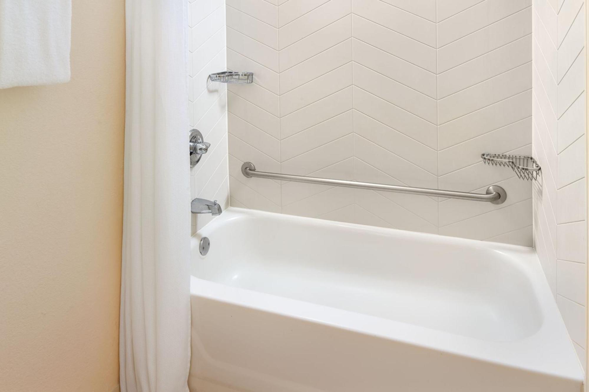 Fairfield Inn & Suites By Marriott Atlanta Buckhead Exterior photo