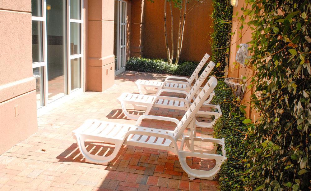 Fairfield Inn & Suites By Marriott Atlanta Buckhead Exterior photo
