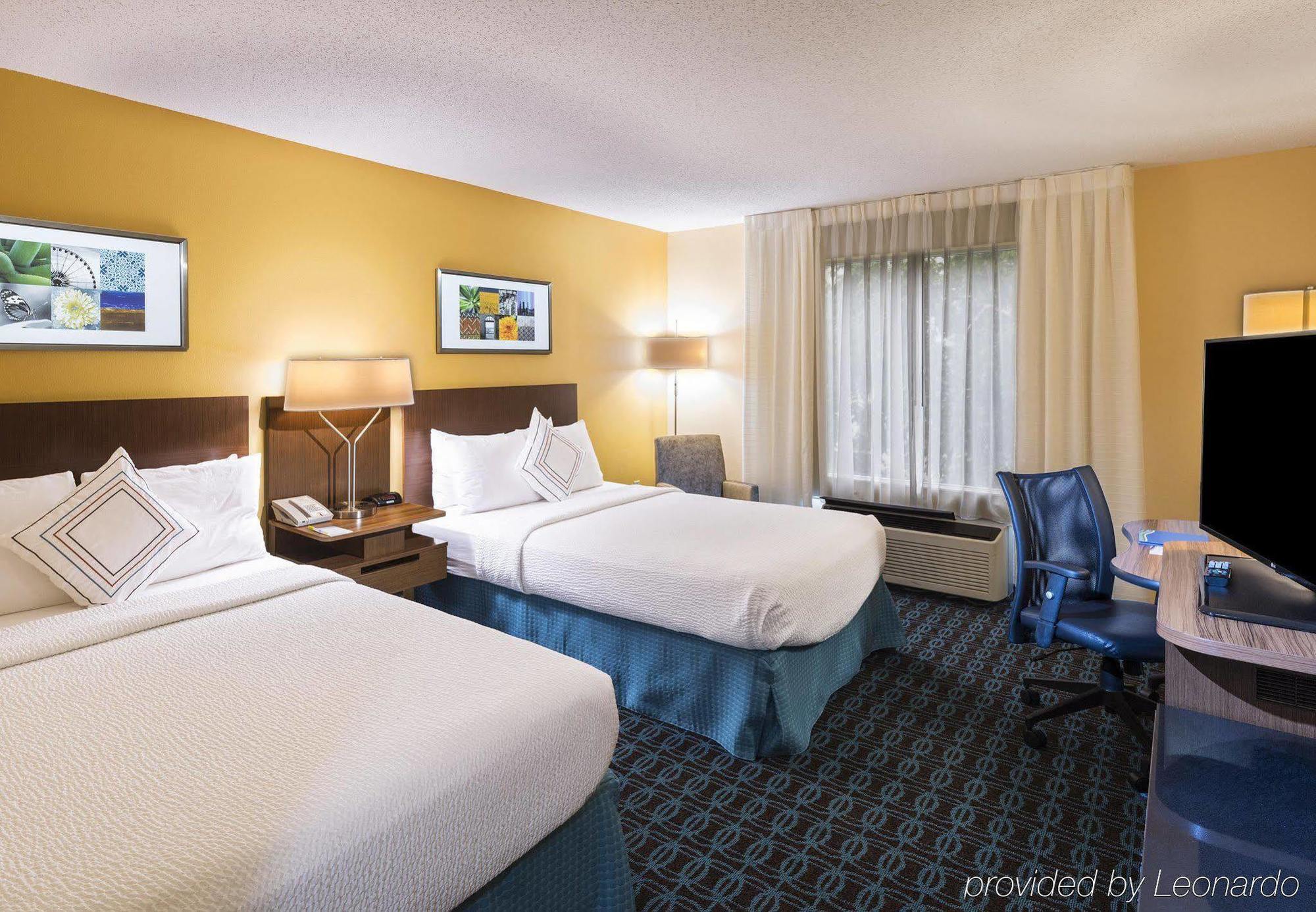 Fairfield Inn & Suites By Marriott Atlanta Buckhead Exterior photo