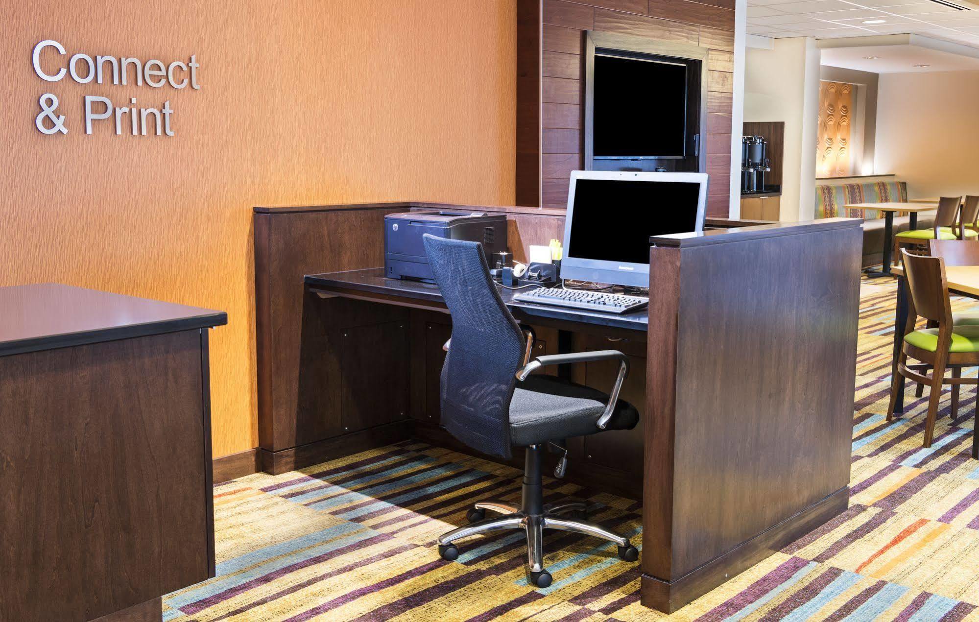 Fairfield Inn & Suites By Marriott Atlanta Buckhead Exterior photo